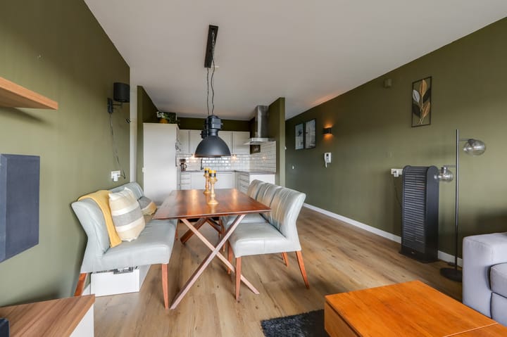 Photo 24 of Aalscholversingel 380