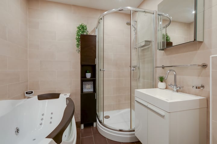 Photo 41 of Aalscholversingel 380