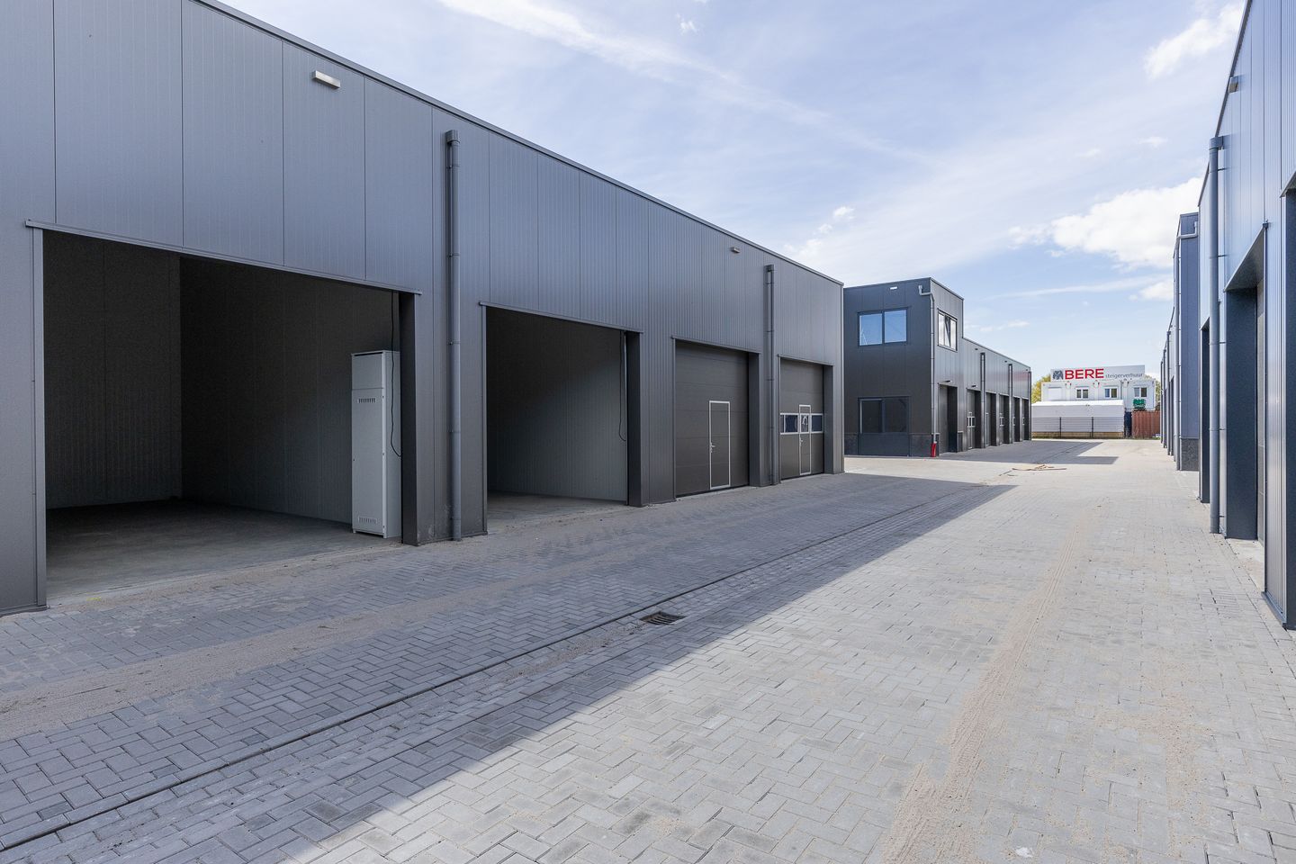 View photo 2 of Kerkstraat 42-010