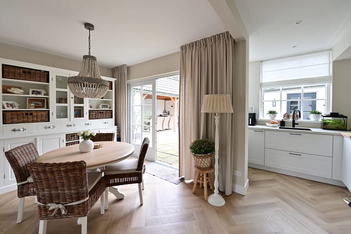 Photo 4 of Van Galenlaan 1