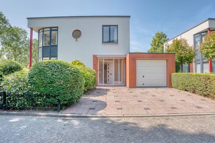 Agnes Bartoutslaan 11