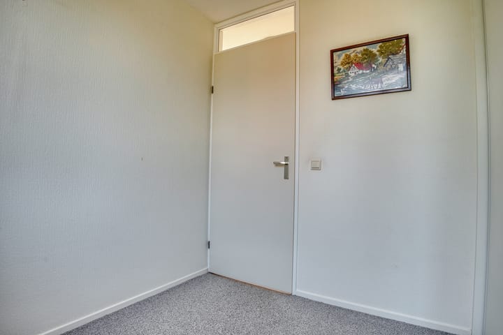 Foto 29 van Agnes Bartoutslaan 11