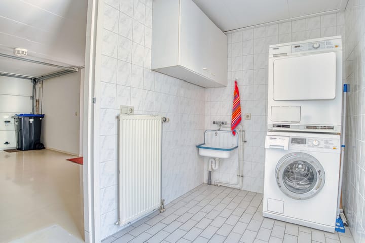 Foto 24 van Agnes Bartoutslaan 11