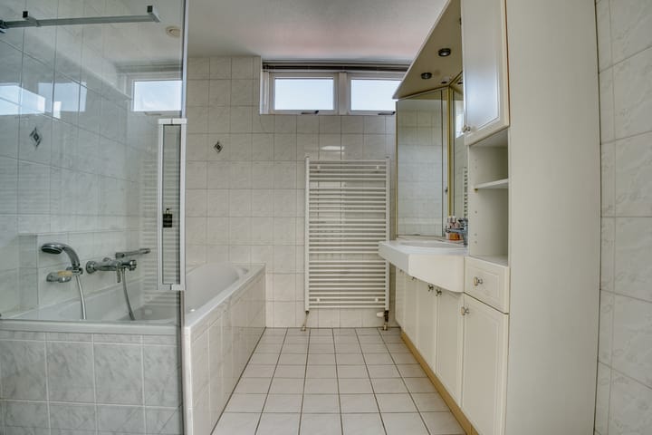 Foto 31 van Agnes Bartoutslaan 11