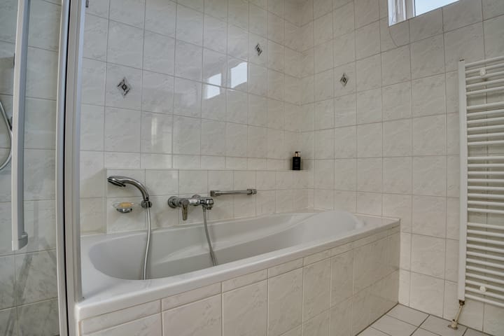 Foto 33 van Agnes Bartoutslaan 11