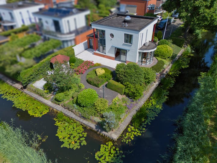 Foto 44 van Agnes Bartoutslaan 11