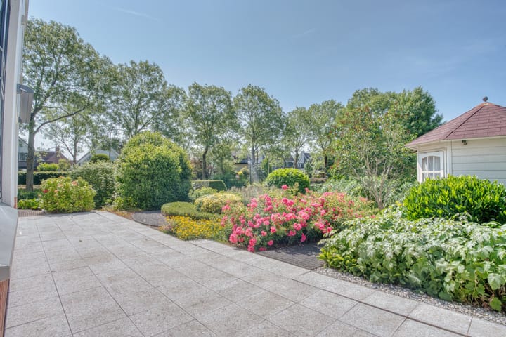 Foto 49 van Agnes Bartoutslaan 11