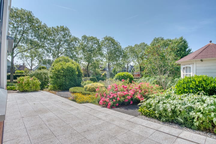 Foto 48 van Agnes Bartoutslaan 11