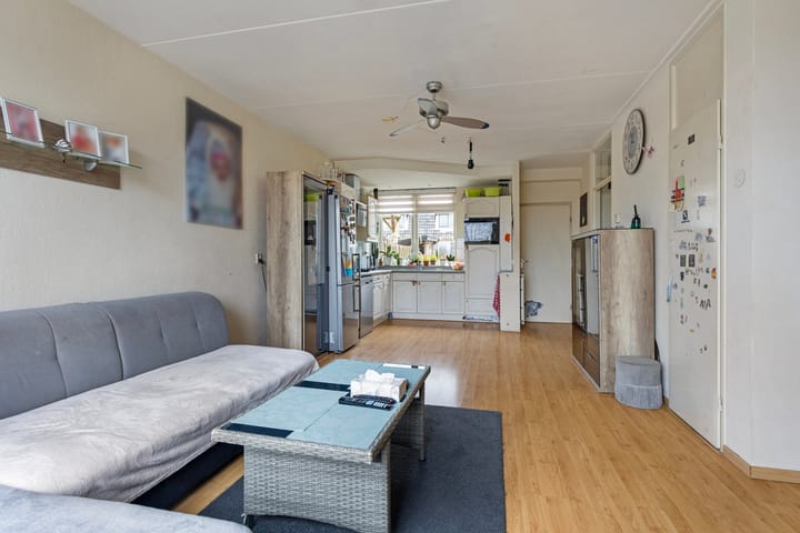 Photo 4 of Emmakade 7