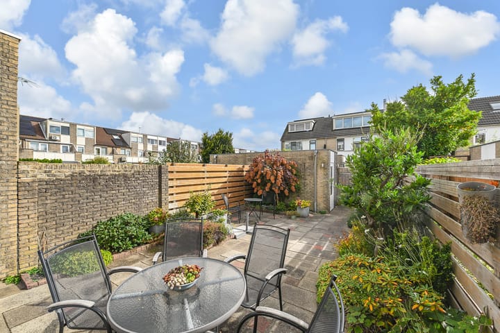 Photo 19 of Lodewijk van Hamelstraat 3