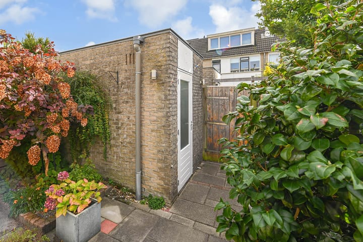 Photo 22 of Lodewijk van Hamelstraat 3