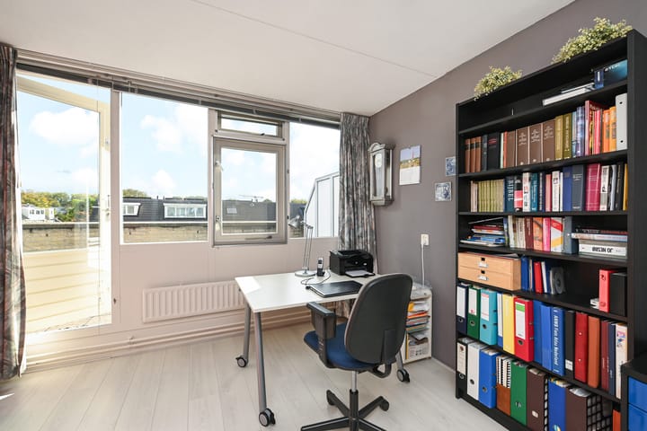 Photo 46 of Lodewijk van Hamelstraat 3