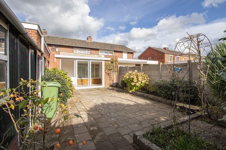 Foto 29 van Graaf van Hornelaan 12