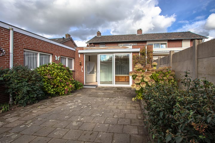 Foto 30 van Graaf van Hornelaan 12