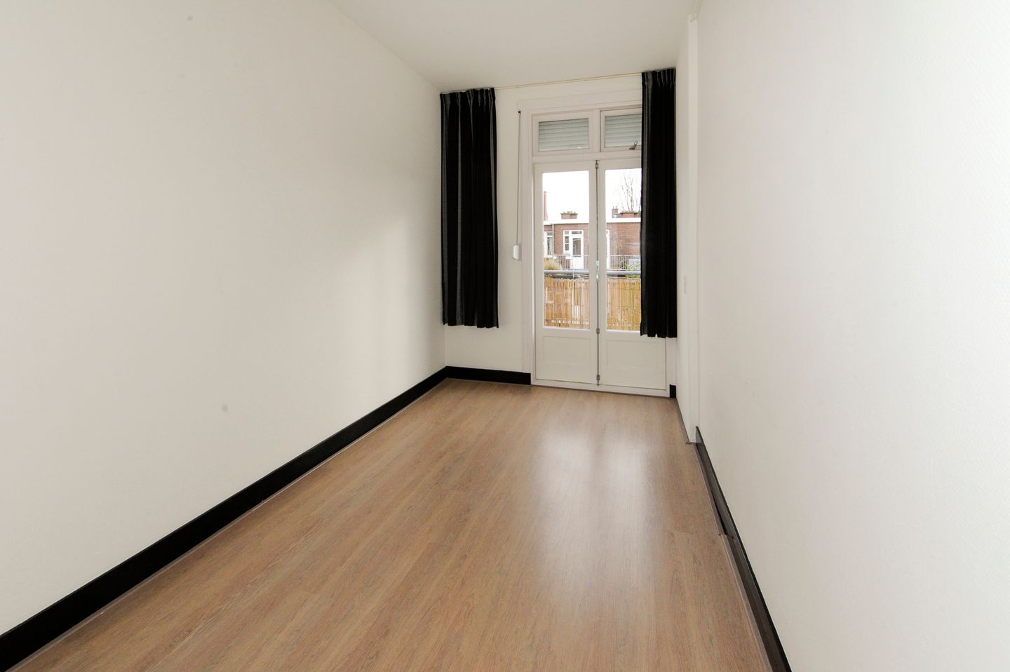 Photo 19 of Altingstraat 111