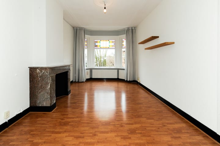 Photo 4 of Altingstraat 111