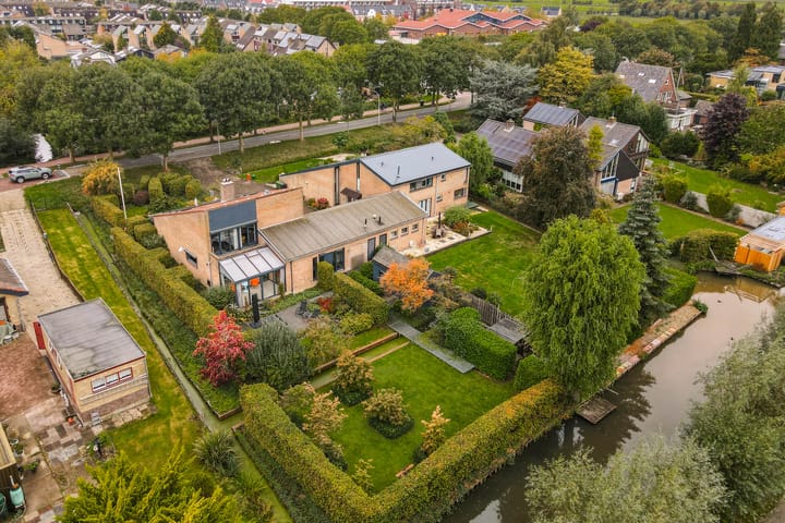 Photo 38 of Middelweg 52