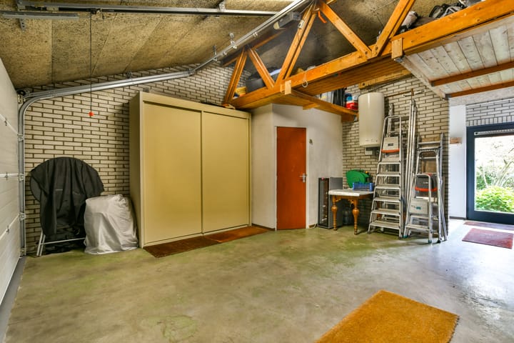 Photo 32 of Middelweg 52