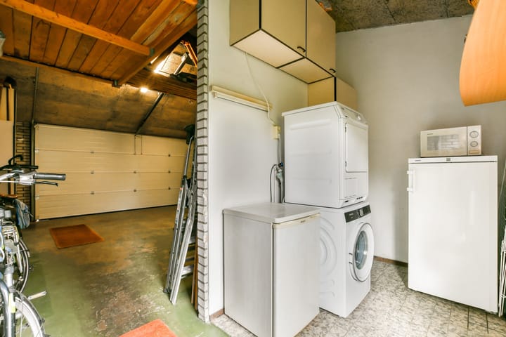 Photo 33 of Middelweg 52