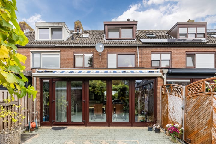 Foto 2 van Wethouder van Damlaan 10