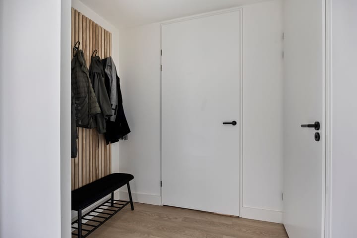 Photo 7 of Vincent van den Heuvellaan 33