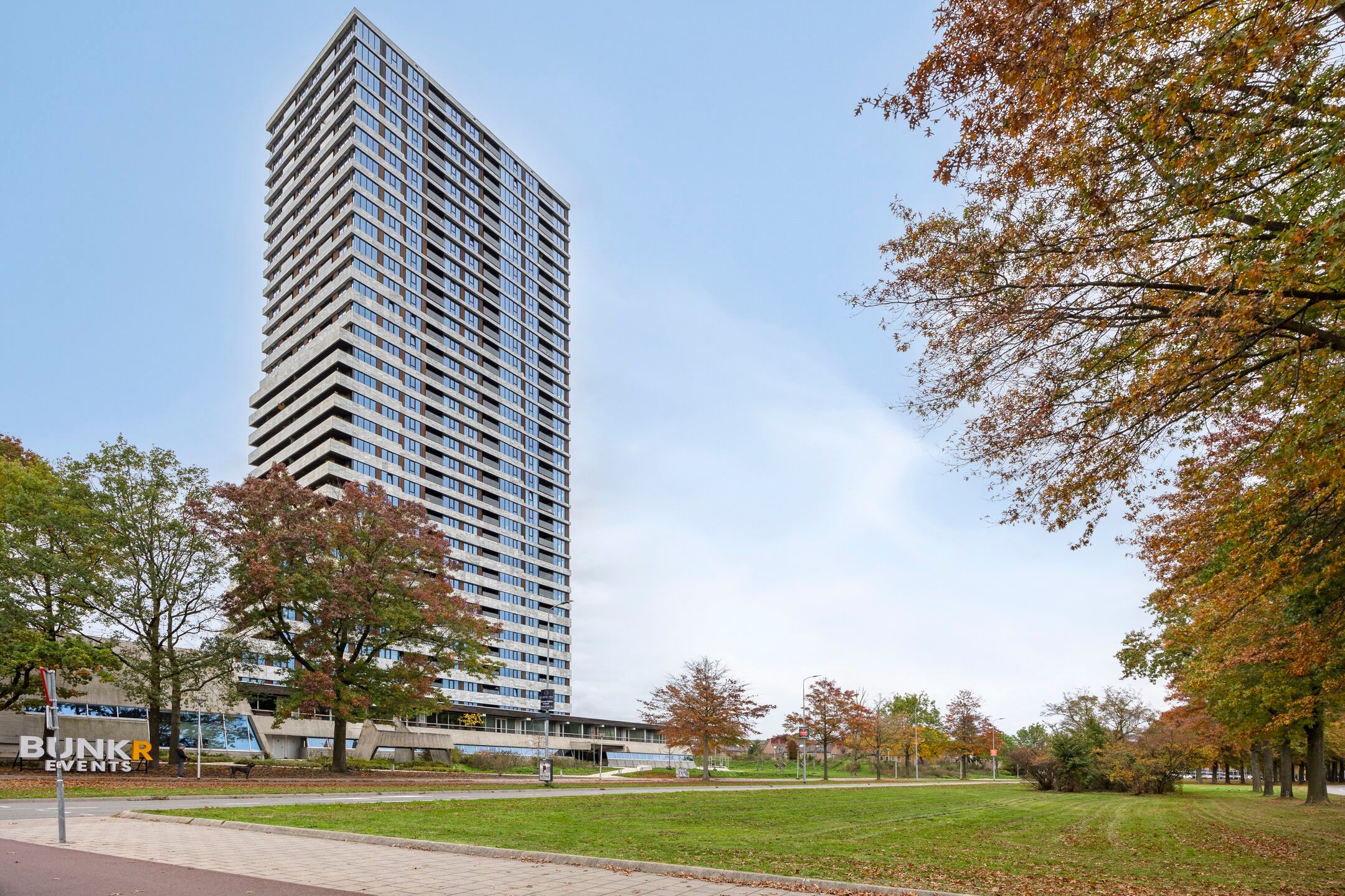 Foto 30 van Vincent van den Heuvellaan 33