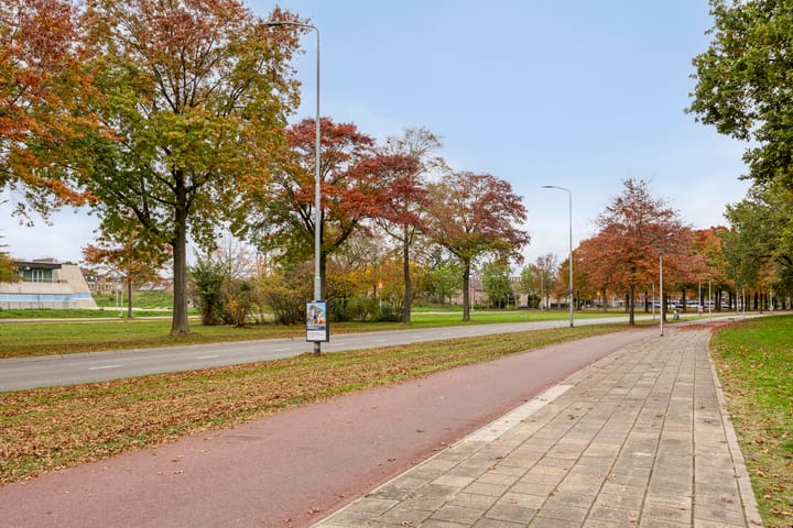 Photo 35 of Vincent van den Heuvellaan 33