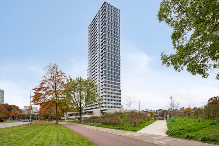 Photo 32 of Vincent van den Heuvellaan 33