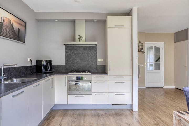 Foto 9 van Clematisstraat 25