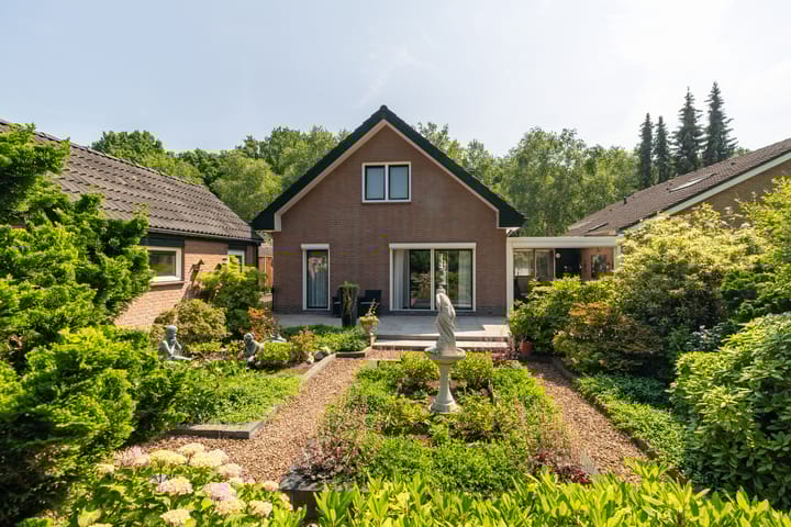 Photo 4 of Albert Neuhuyslaan 23