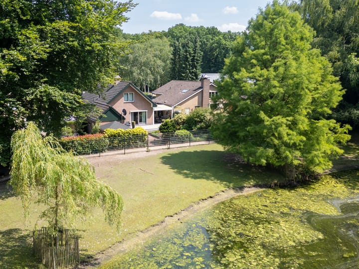 Albert Neuhuyslaan 23 main image