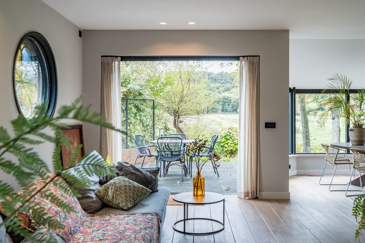 Foto 8 van Heereweg 129