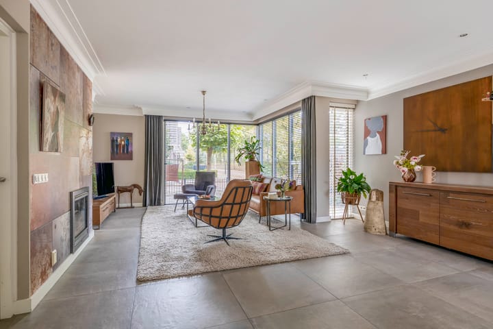 Photo 3 of Weegschaal 5