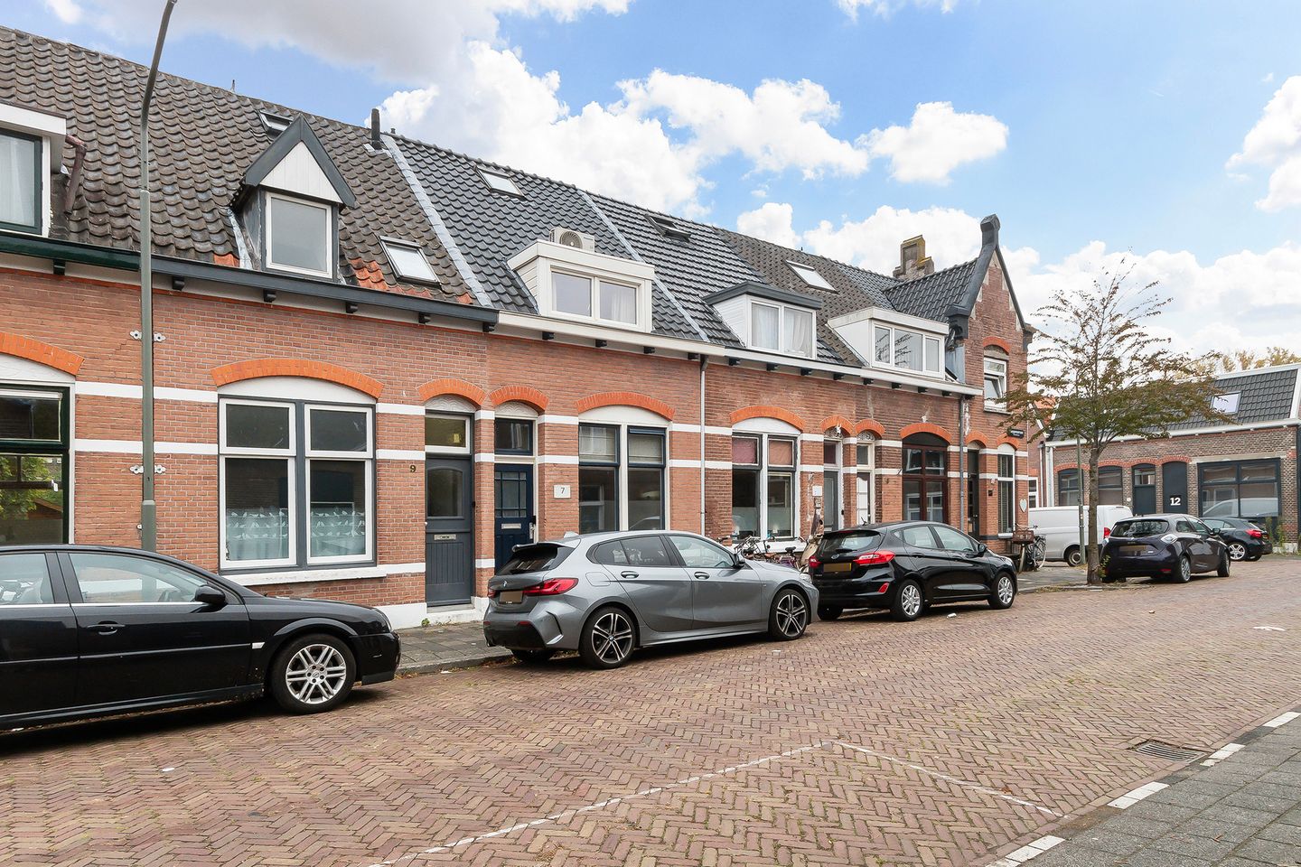 Foto 1 van Huygensstraat 7