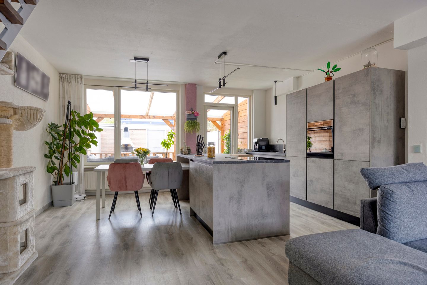 Photo 4 of Vriesenenk 182