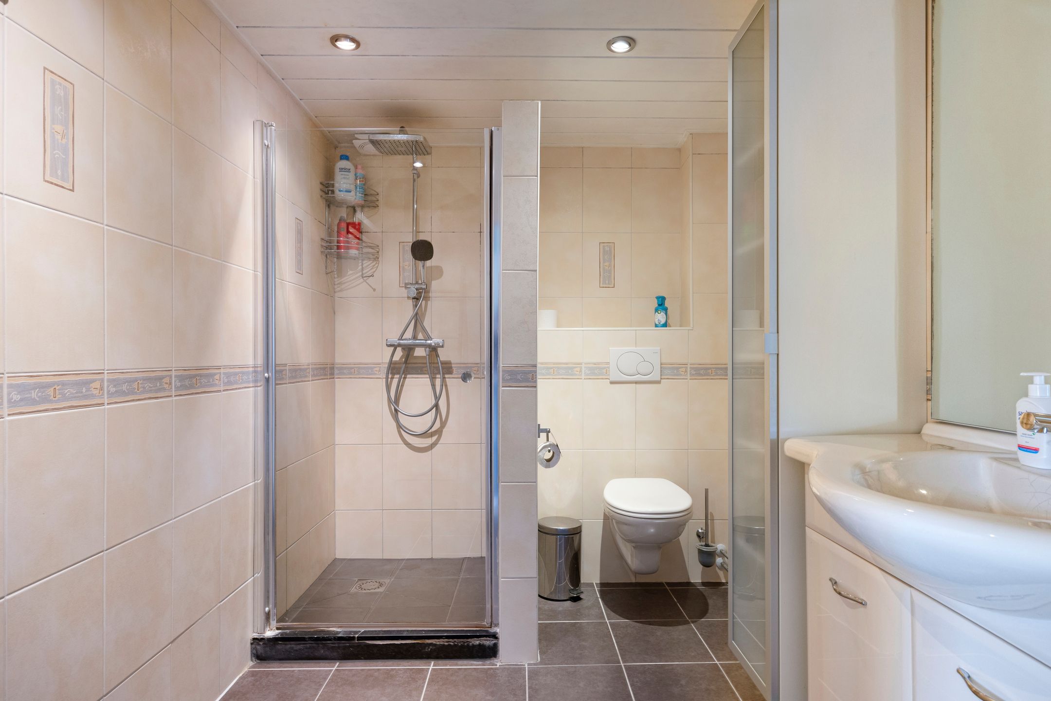 Photo 9 of Vriesenenk 182