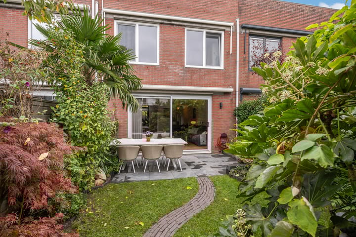 Foto 21 van Annie Romein-Verschoorkade 3