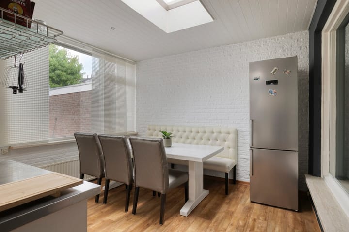 Foto 8 van Bernhardlaan 15