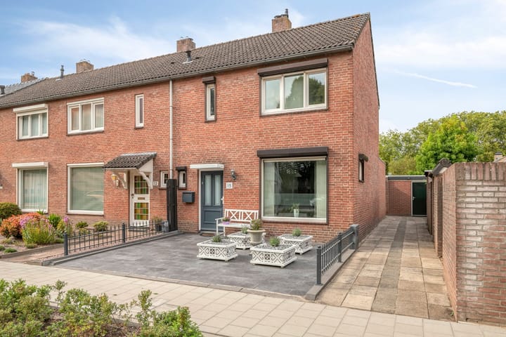 Foto 21 van Bernhardlaan 15