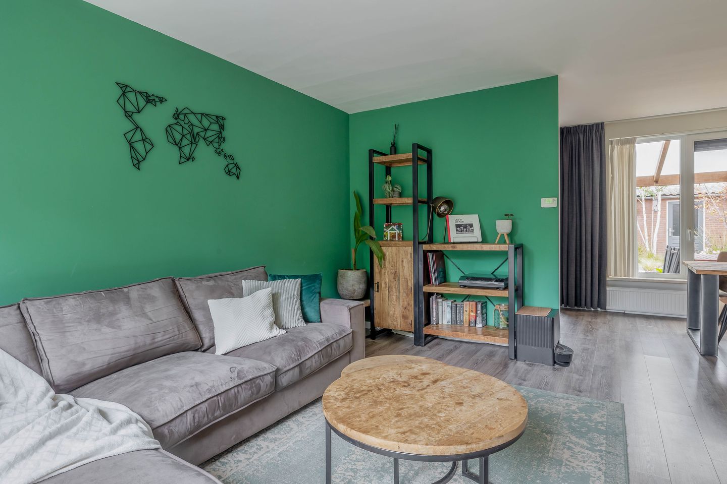 Photo 10 of Janssensstraat 28