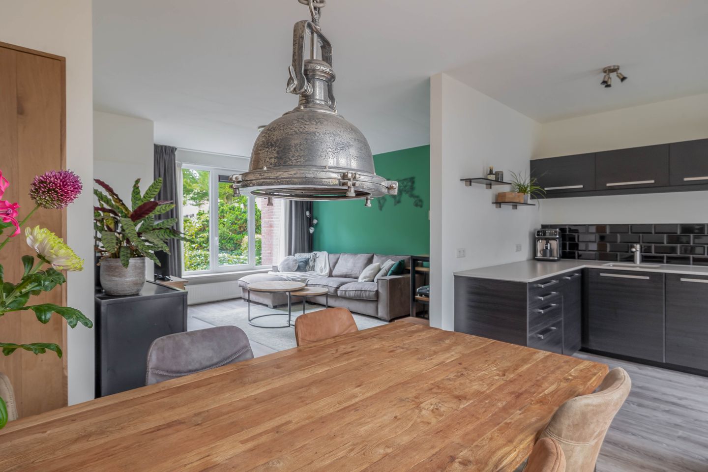 Photo 14 of Janssensstraat 28