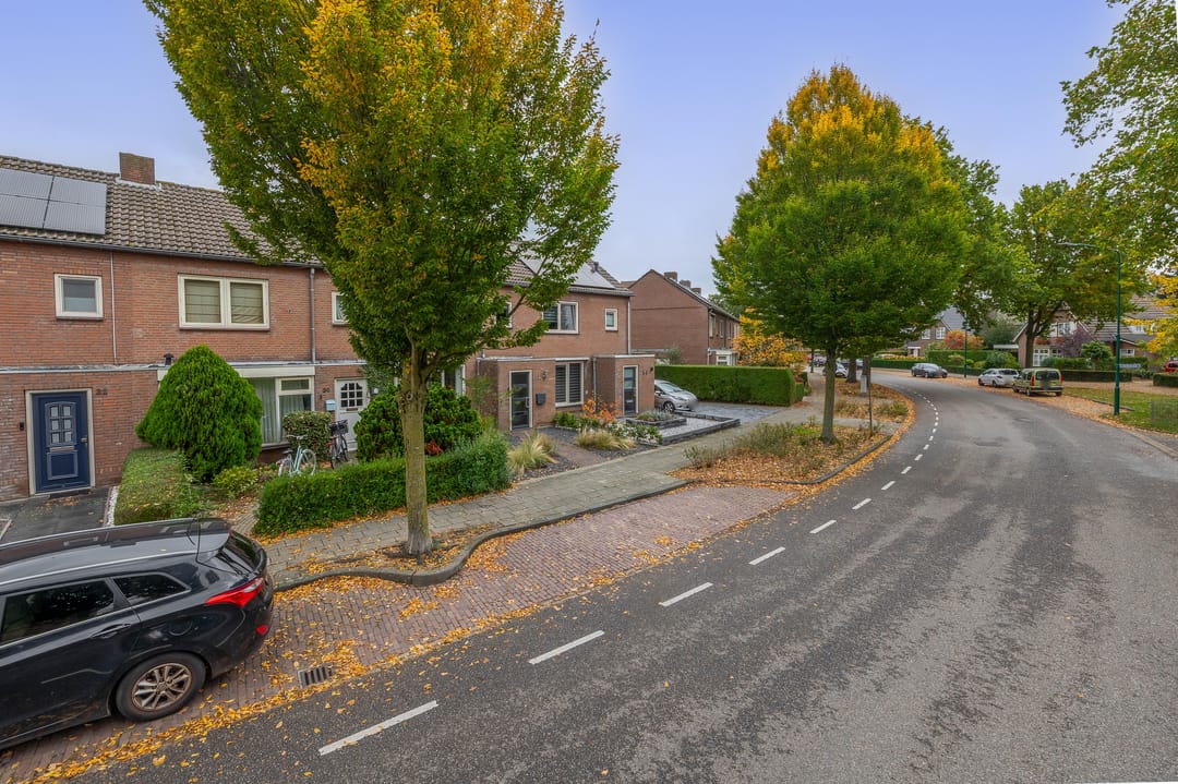 Photo 37 of Janssensstraat 28