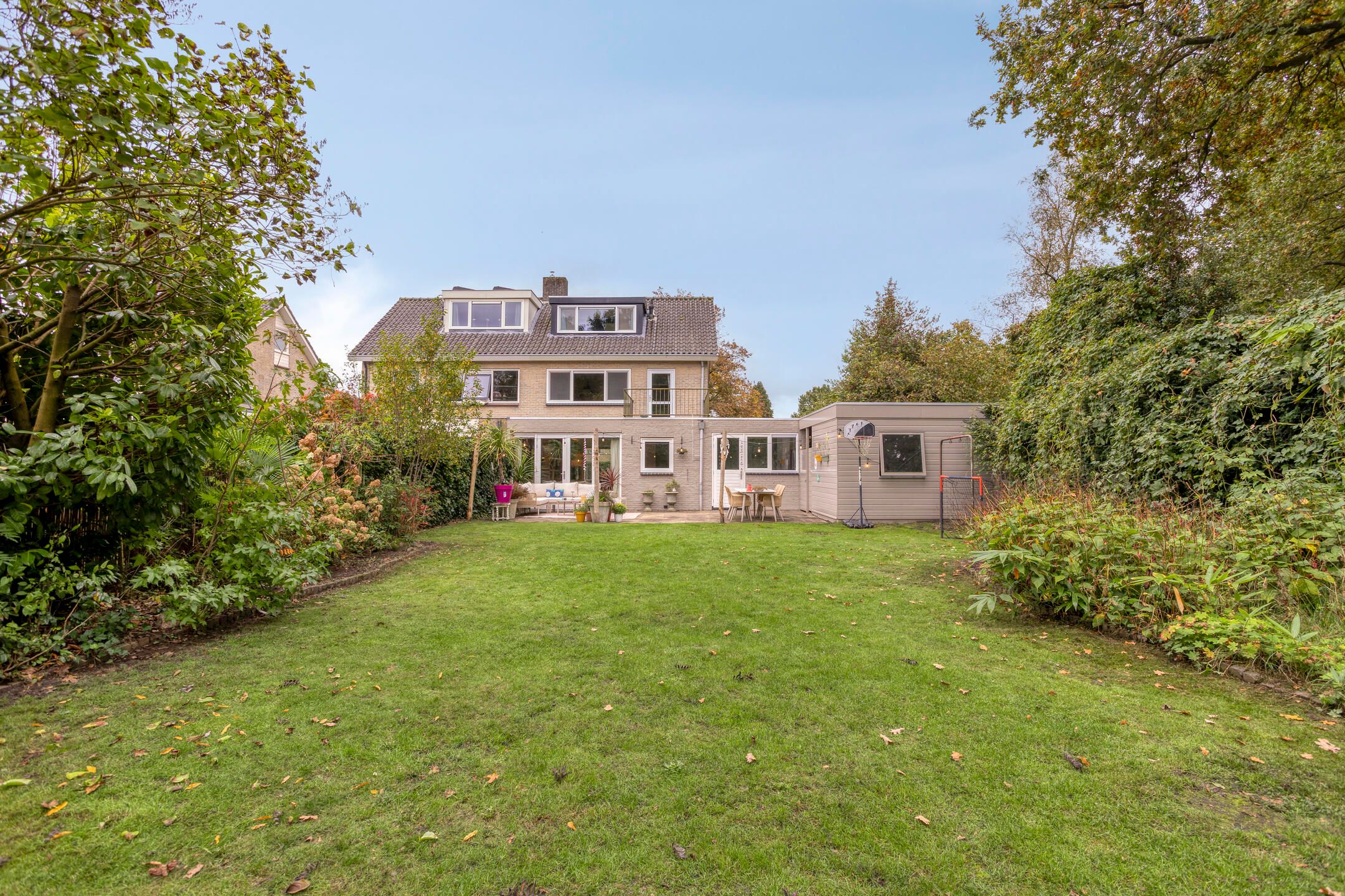 Buying a house in The Netherlands., Struikstuk 48