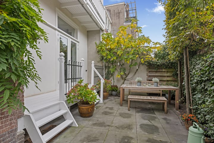 Photo 3 of Obrechtstraat 3