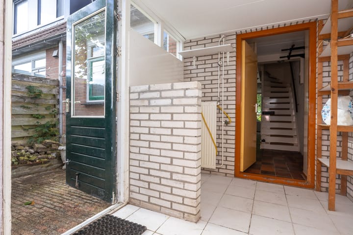 Foto 15 van Weegbree 49