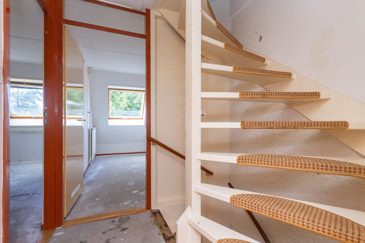 Foto 25 van Weegbree 49