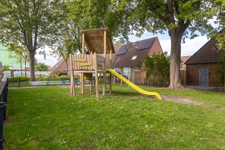 Foto 34 van Weegbree 49