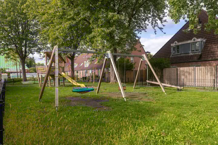 Foto 36 van Weegbree 49