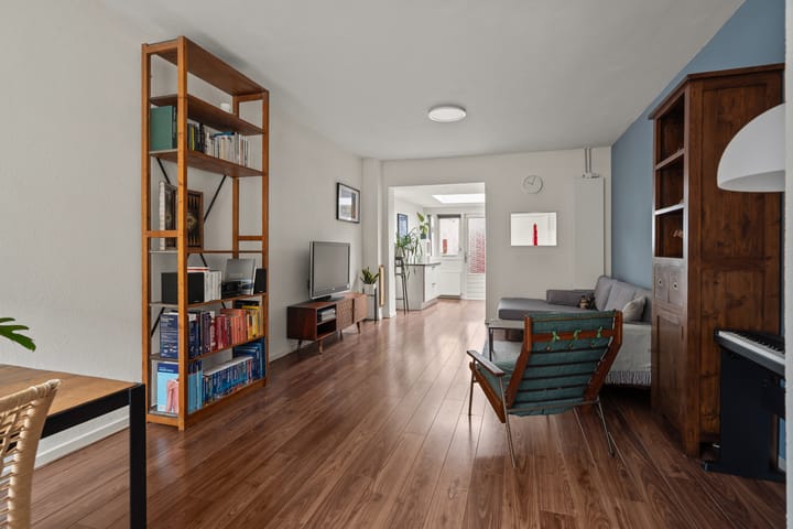 Foto 8 van Adelboldstraat 2