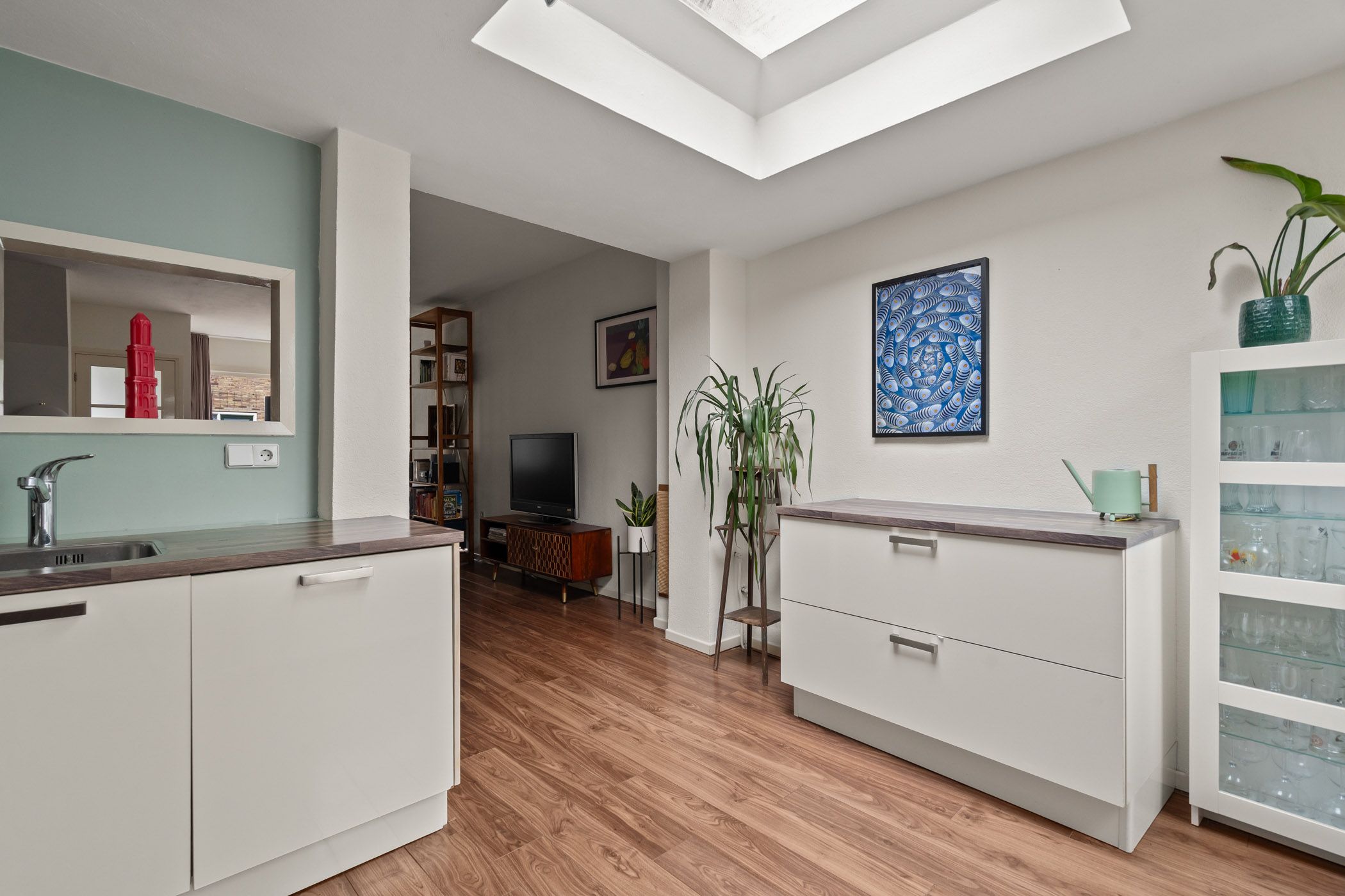 Photo 15 of Adelboldstraat 2